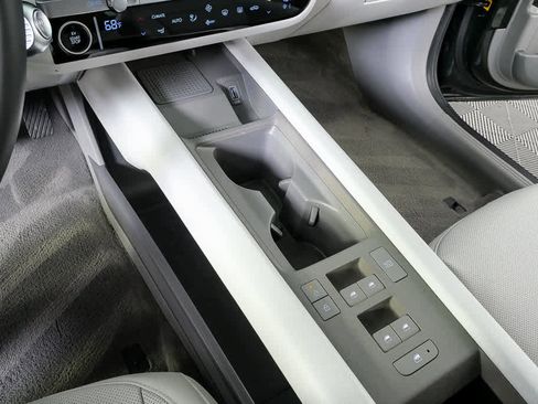 Certified 2024 Hyundai Ioniq 6 SEL image 22