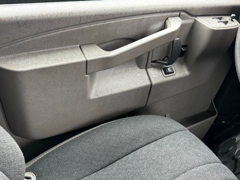 Used 2024 Chevrolet Express 2500 w/ Driver Convenience Package image 23