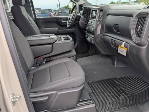 New 2026 Chevrolet Silverado 2500 Custom w/ Custom Value Package AWD/4WD image 7