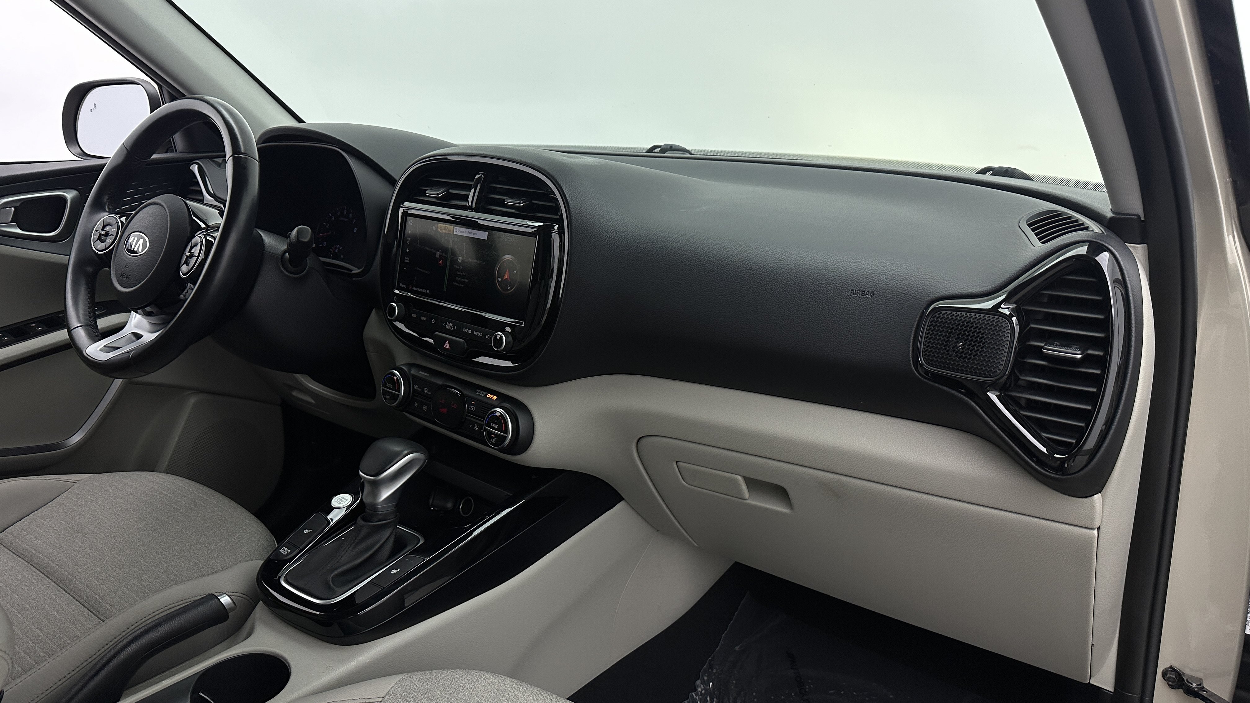 Used 2020 Kia Soul EX FWD image 39