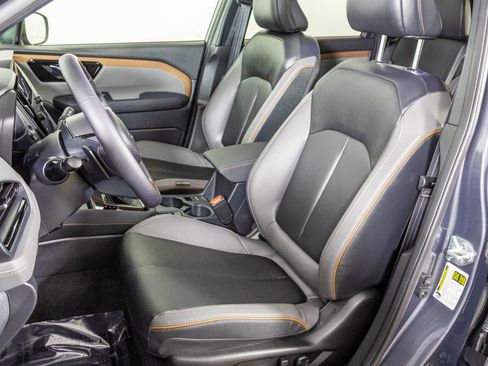 Used 2025 Subaru Forester Sport image 23