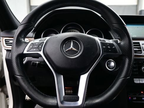 Used 2015 Mercedes-Benz E 350 4MATIC Sedan image 22