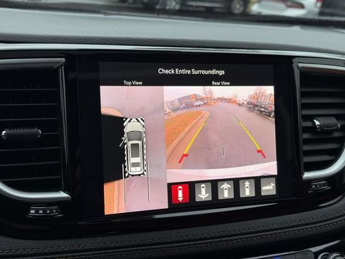New 2026 Chrysler Pacifica Pinnacle AWD/4WD image 28