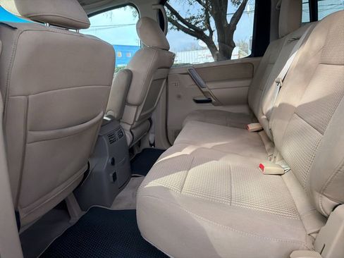 Used 2014 Nissan Titan SV w/ SV Value Truck Package image 21