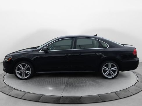 Used 2014 Volkswagen Passat TDI SE FWD image 2