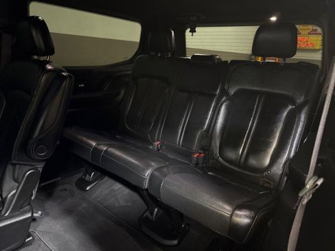 Used 2022 Jeep Wagoneer Series III w/ Rear Seat Video Group 1 image 44