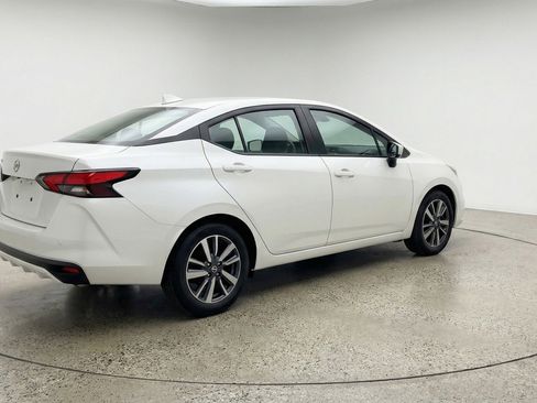 Used 2025 Nissan Versa SV image 7