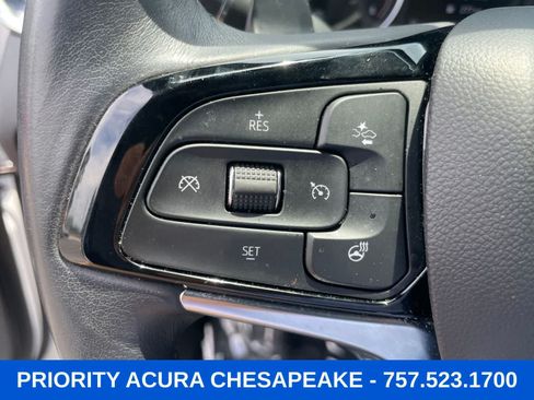 Used 2023 Buick Enclave Essence FWD image 13