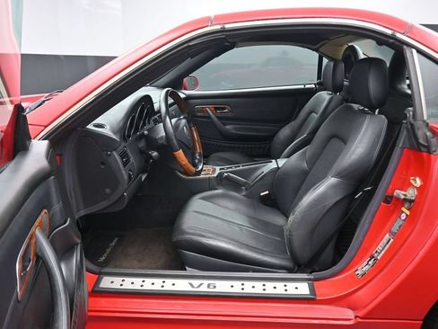 Used 2002 Mercedes-Benz SLK 320 image 11