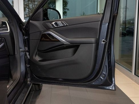 Used 2021 BMW X6 xDrive40i w/ Premium Package 2 image 20