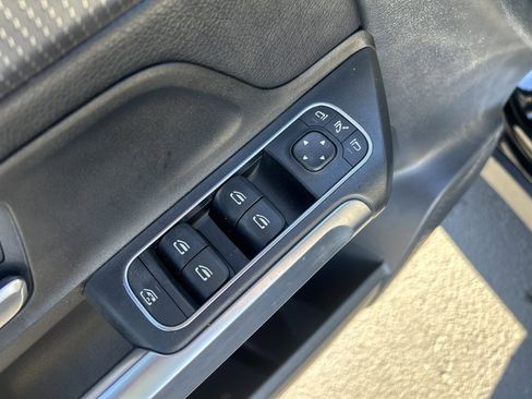 Certified 2022 Mercedes-Benz GLB 250 w/ Premium Package Lite image 15