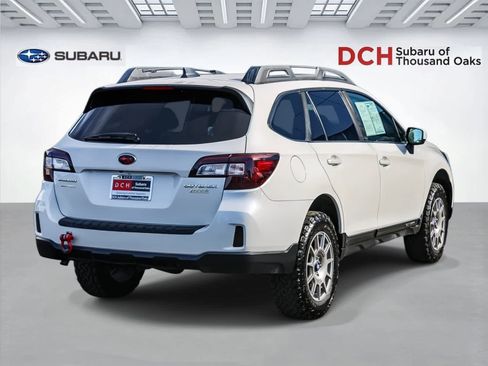 Used 2017 Subaru Outback 2.5i Premium AWD/4WD image 4