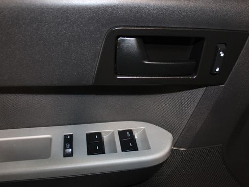 Used 2012 Ford Escape XLT FWD image 11