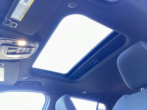 New 2025 Jeep Grand Cherokee Laredo X w/ Luxury Tech Group I image 21