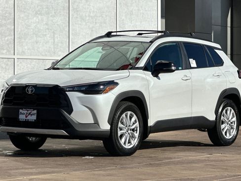 New 2026 Toyota Corolla Cross LE image 8