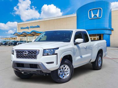 Used 2024 Nissan Frontier SV