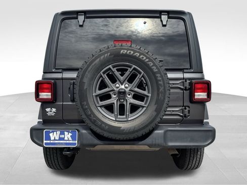 Certified 2024 Jeep Wrangler Sport S image 4