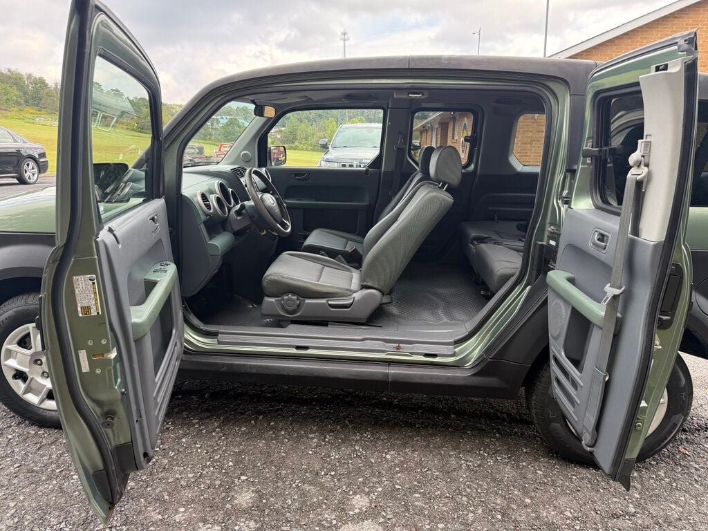 Used 2005 Honda Element LX image 25