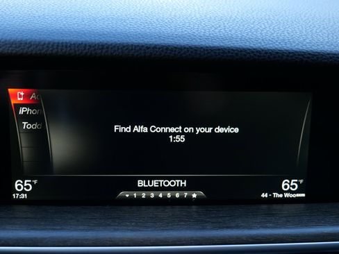 Used 2018 Alfa Romeo Stelvio Ti Sport image 28