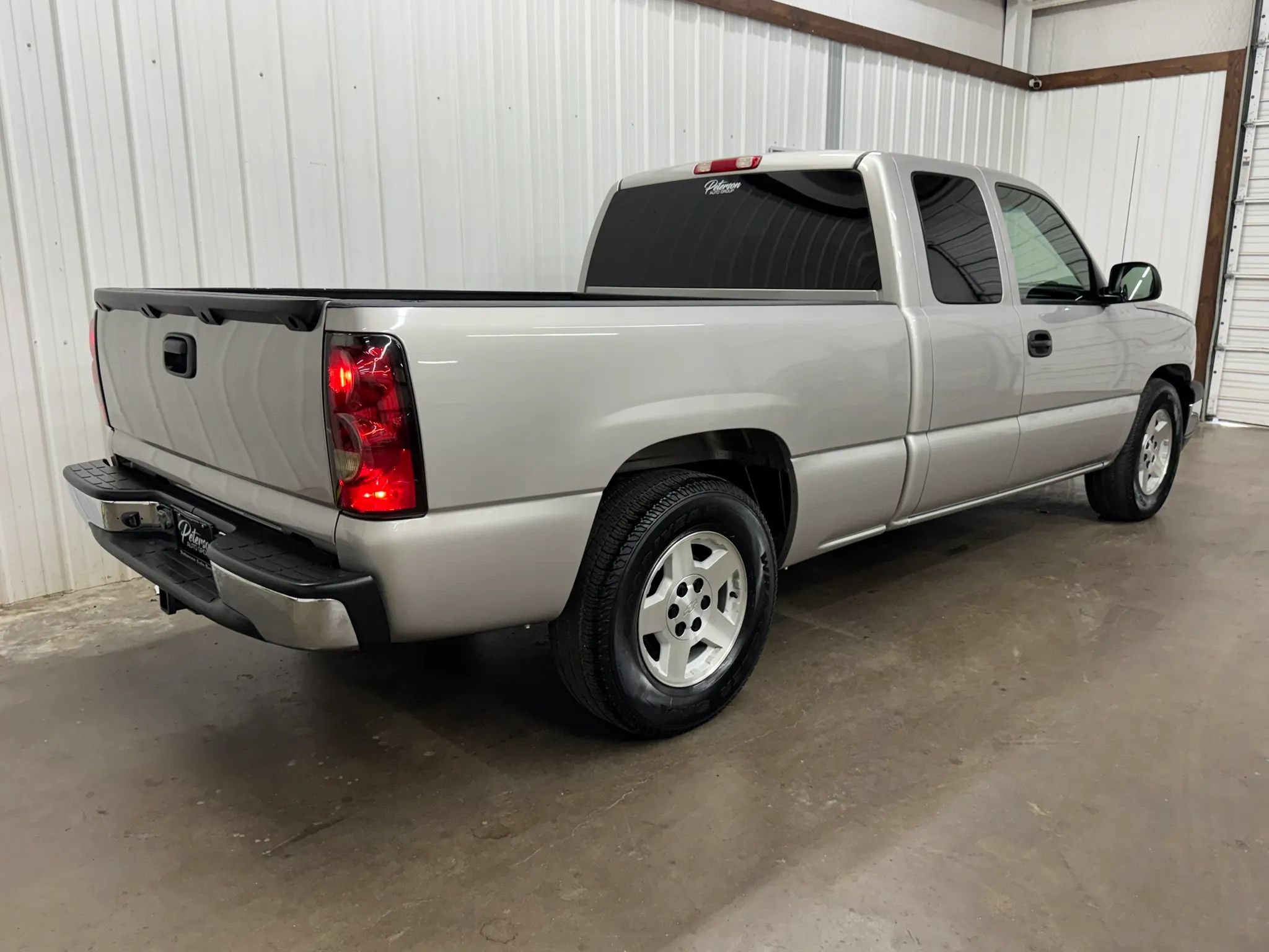 Used 2005 Chevrolet Silverado 1500 LS RWD image 6