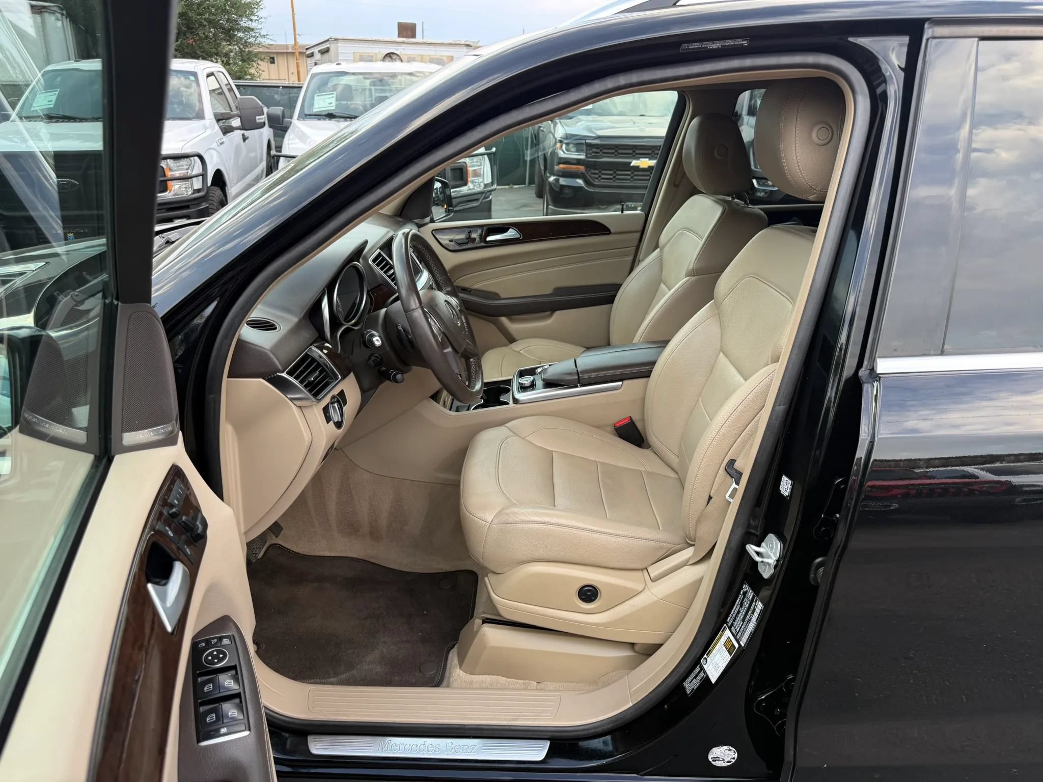 Used 2014 Mercedes-Benz ML 350 4MATIC image 21