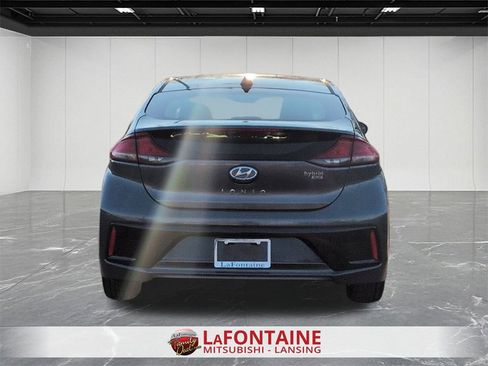 Used 2019 Hyundai Ioniq Blue image 4