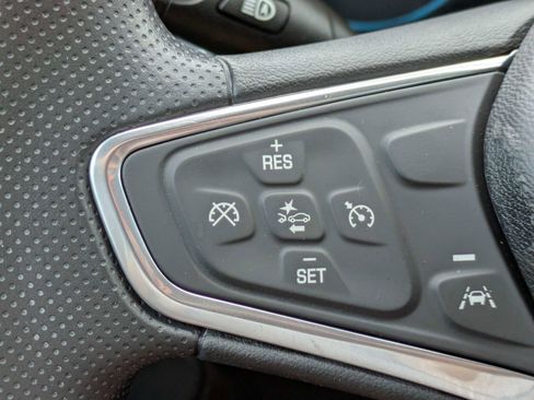 Used 2022 Chevrolet Equinox LS w/ LPO, Floor Liner Package FWD image 29