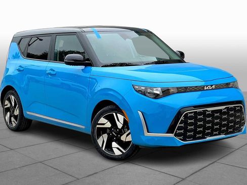 Used 2023 Kia Soul GT-Line FWD image 3