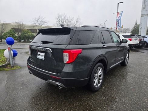 Used 2022 Ford Explorer Limited image 5