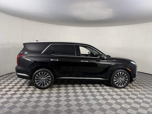 Used 2023 Hyundai Palisade Calligraphy w/ Cargo Package FWD image 5