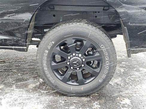 Used 2025 RAM 3500 Laramie image 34