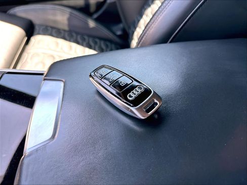 Used 2022 Audi RS 7 Sportback w/ Black Optic Package AWD/4WD image 12