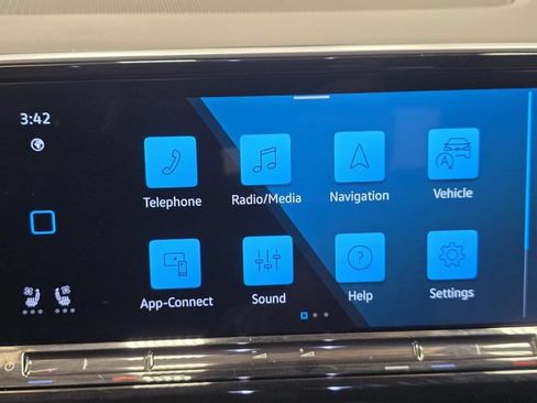 Used 2025 Volkswagen Atlas SEL Premium R-Line AWD/4WD image 17