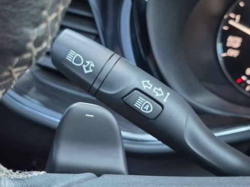 Used 2021 Buick Envision Preferred AWD/4WD image 32