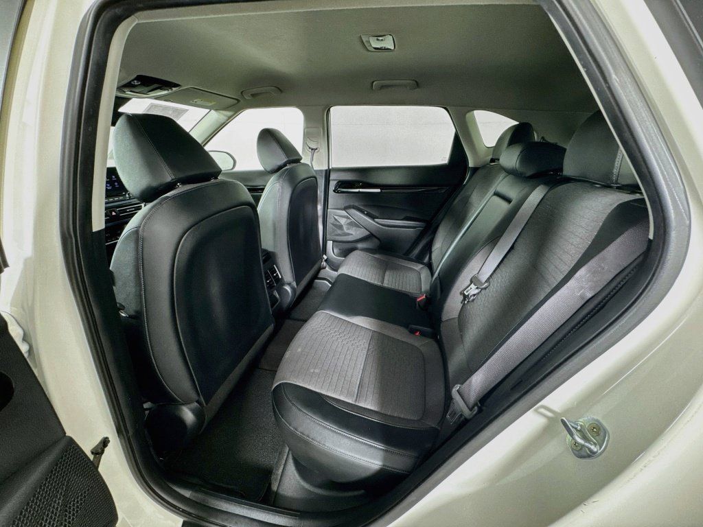 Used 2022 Kia Seltos S FWD image 22