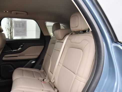 Used 2024 Lincoln Corsair Reserve w/ Towing Package image 20