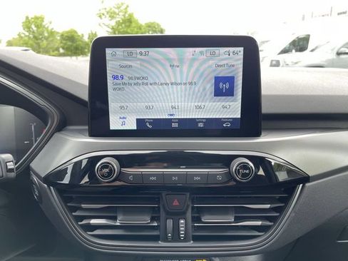 Certified 2025 Ford Escape Active AWD/4WD image 17