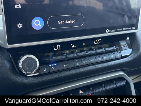 Used 2024 Toyota Tundra Limited AWD/4WD image 20