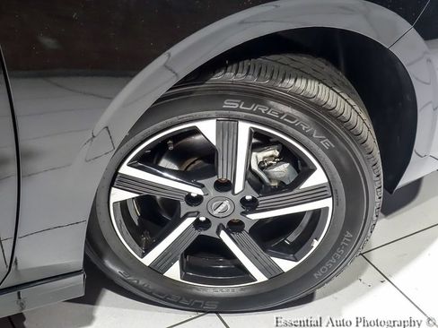 Used 2025 Nissan Sentra SV FWD image 11