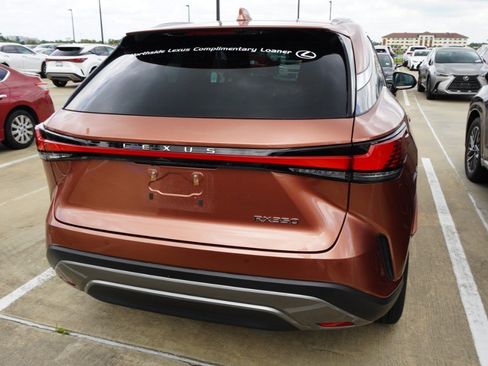 Used 2025 Lexus RX 350 Premium w/ Accessory Package (Z1) image 6