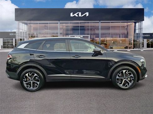 Certified 2023 Kia Sportage EX image 6