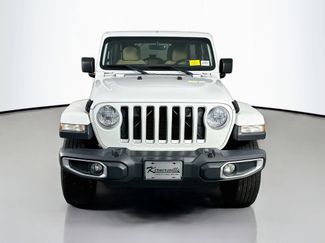 Used 2018 Jeep Wrangler Unlimited Sahara AWD/4WD video 2