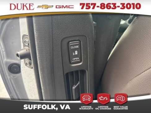 Used 2019 Honda Odyssey Touring image 12