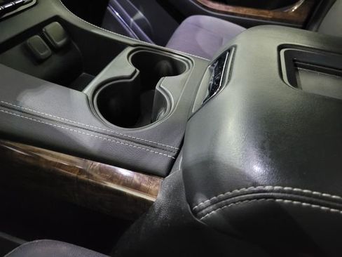 Used 2019 Chevrolet Tahoe LS image 35