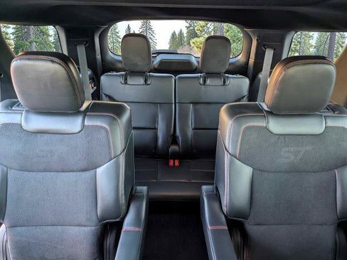 Certified 2025 Ford Explorer ST AWD/4WD image 19