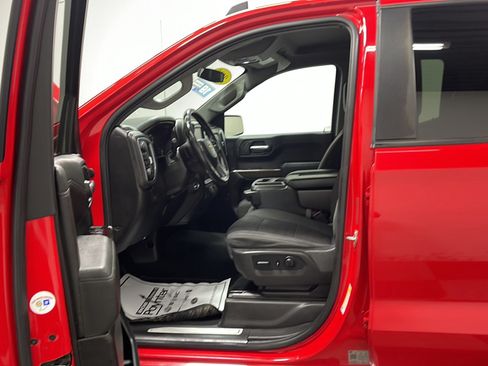 Used 2019 Chevrolet Silverado 1500 LT w/ All-Star Edition AWD/4WD image 2