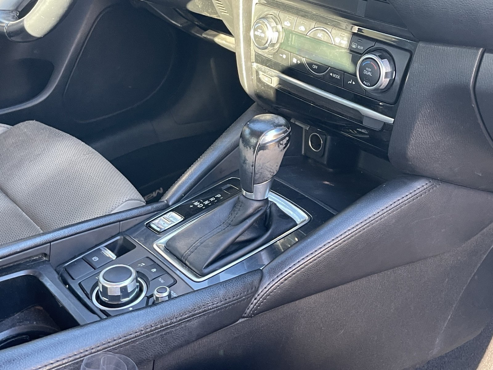 Used 2016 MAZDA MAZDA6 Touring FWD image 6