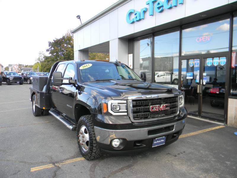 Used 2012 GMC Sierra 3500 SLT w/ SLT Convenience Package AWD/4WD image 2