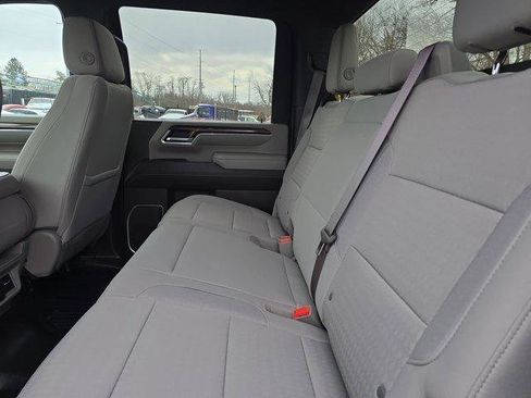 Used 2024 Chevrolet Silverado 3500 LT w/ Convenience Package image 13