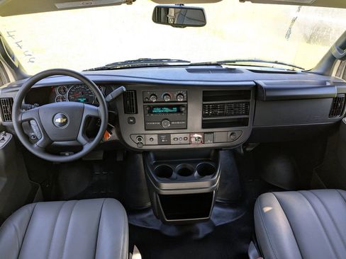 New 2025 Chevrolet Express 2500 Work Van w/ Driver Convenience Package image 18